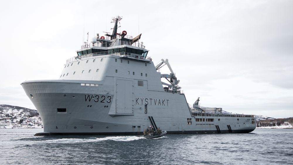 kystvaktens-nye-kraftfart-y-har-dobbelt-s-mye-slepekraft-som-resten